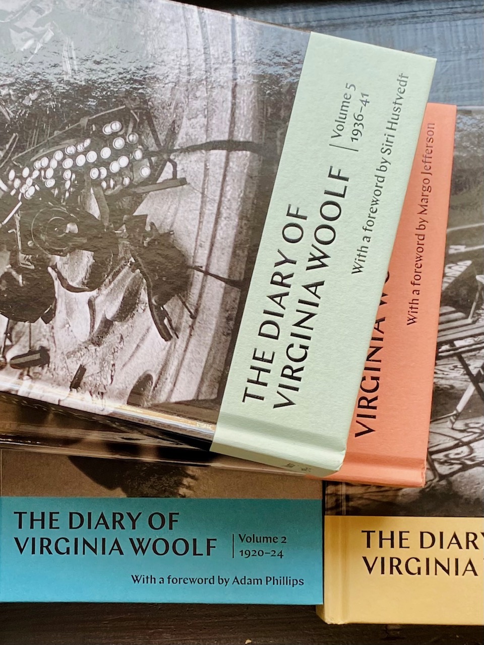 The Diary of Virginia Woolf: 5 volume set
